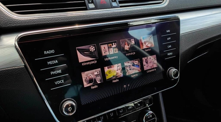 Skoda Superb cena 109900 przebieg: 65428, rok produkcji 2021 z Częstochowa małe 277